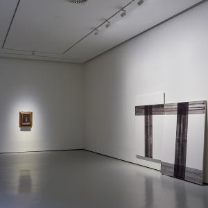 Vista de la exposición Todo lo que el cuadro sabía, en el CAB, Centro de Arte Caja Burgos, Burgos, 2020.