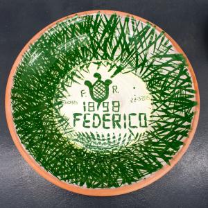 Fernando Renes. FEDERICO, 2015. Lebrillo esmaltado. 20 cm x 77 cm de diámetro.