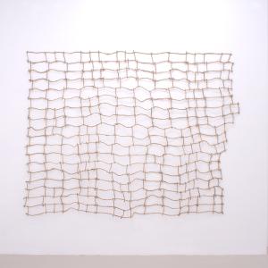 18 VERSOS DE EL ARCHIPIÉLAGO (HÖLDERLIN), 1989-2009. Cuerda de esparto. 125 x 250 cm