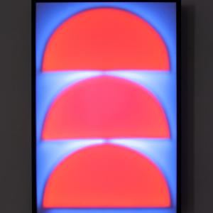 Thereshold 3, 2026.&nbsp;Acero al carbono, metacrilato, PVC, LED ws2811, electr&oacute;nica y software personalizado. 75.5 x 50.5 x 8 cm. CV-0020