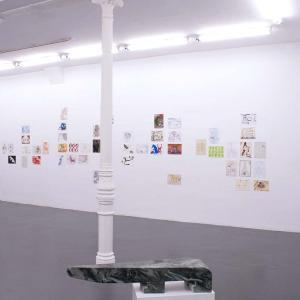 Vista de la exposición EVENT OF THE YEAR, Gonçalo Pena + Stefan Ricnk, en F2 Galería, Madrid, diciembre 2021 - enero 2022.